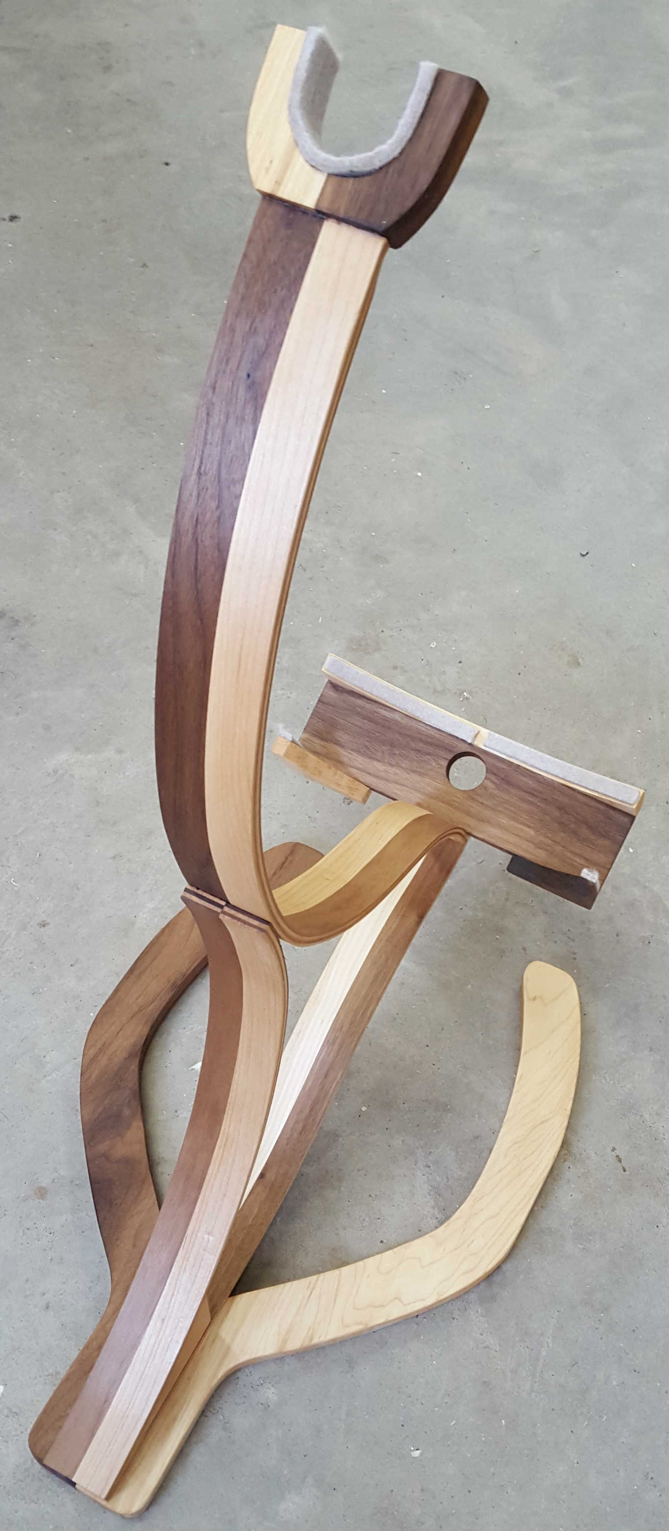 Support à guitare sculpté
