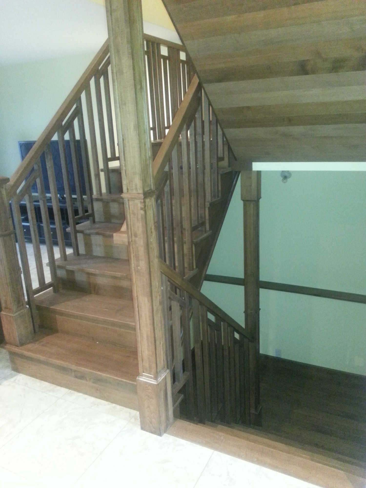 Escalier avec vitrage