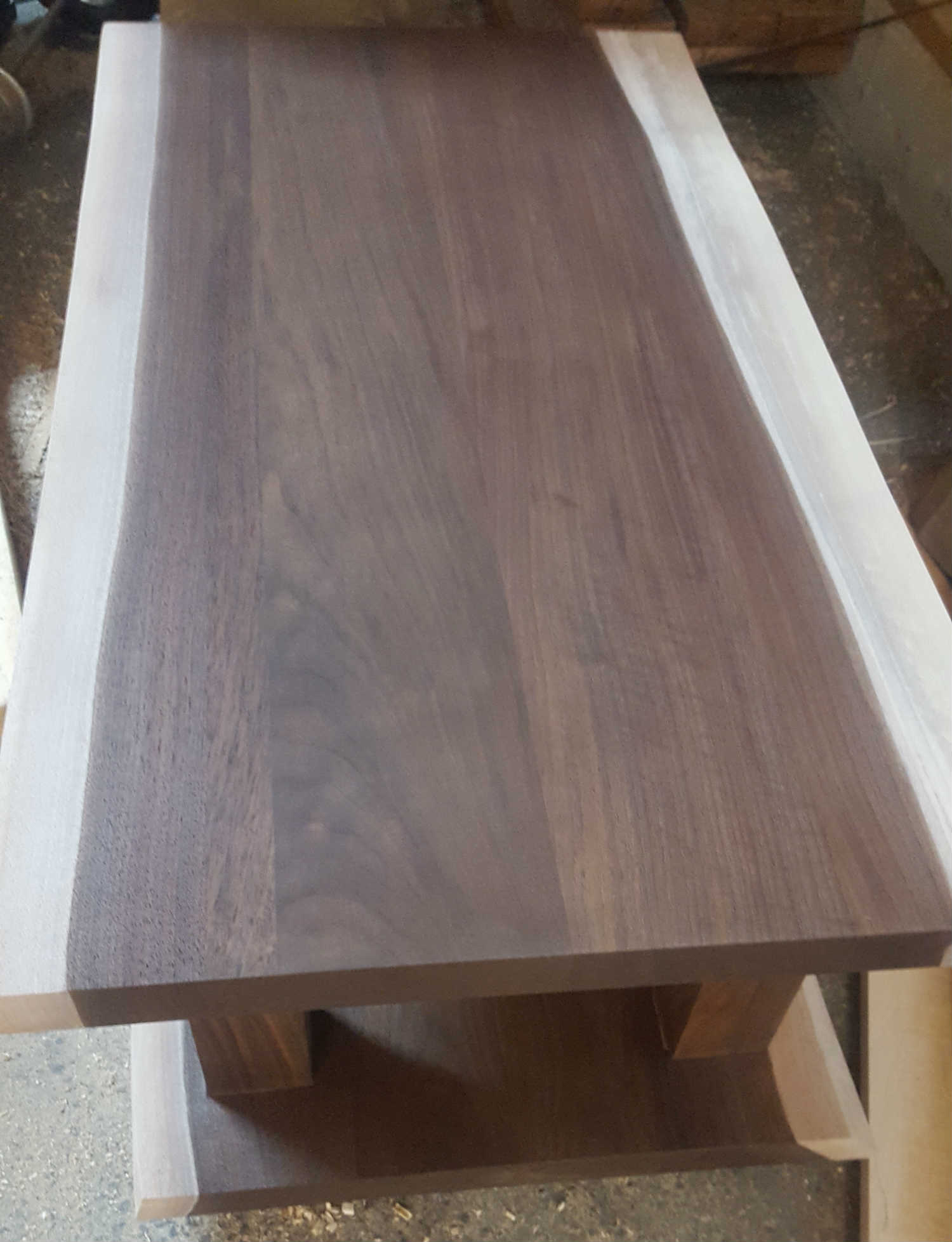 Console live edge en noyer noir