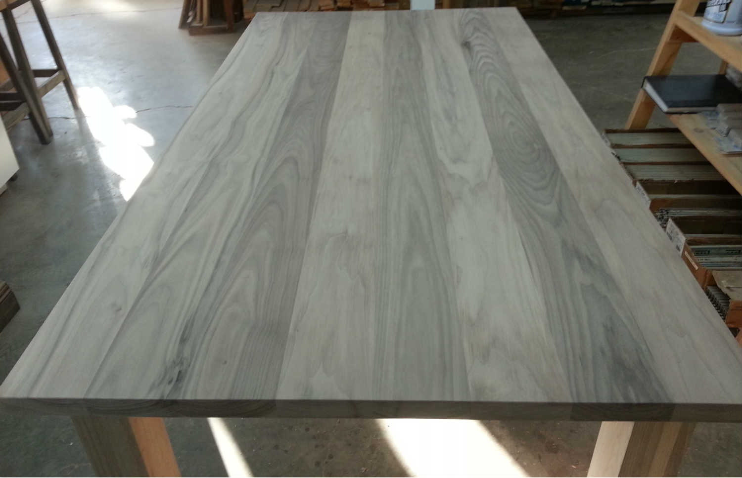 Plateau de table — bois franc